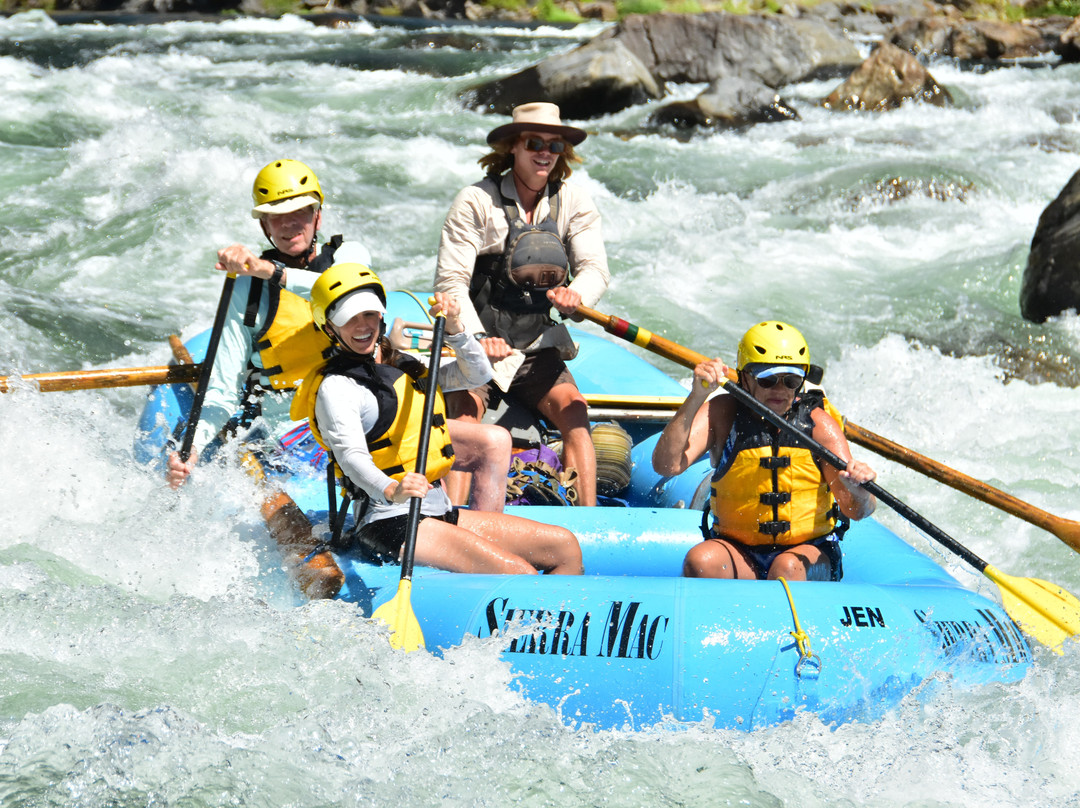 Sierra Mac River Trips-格罗夫兰必去景点