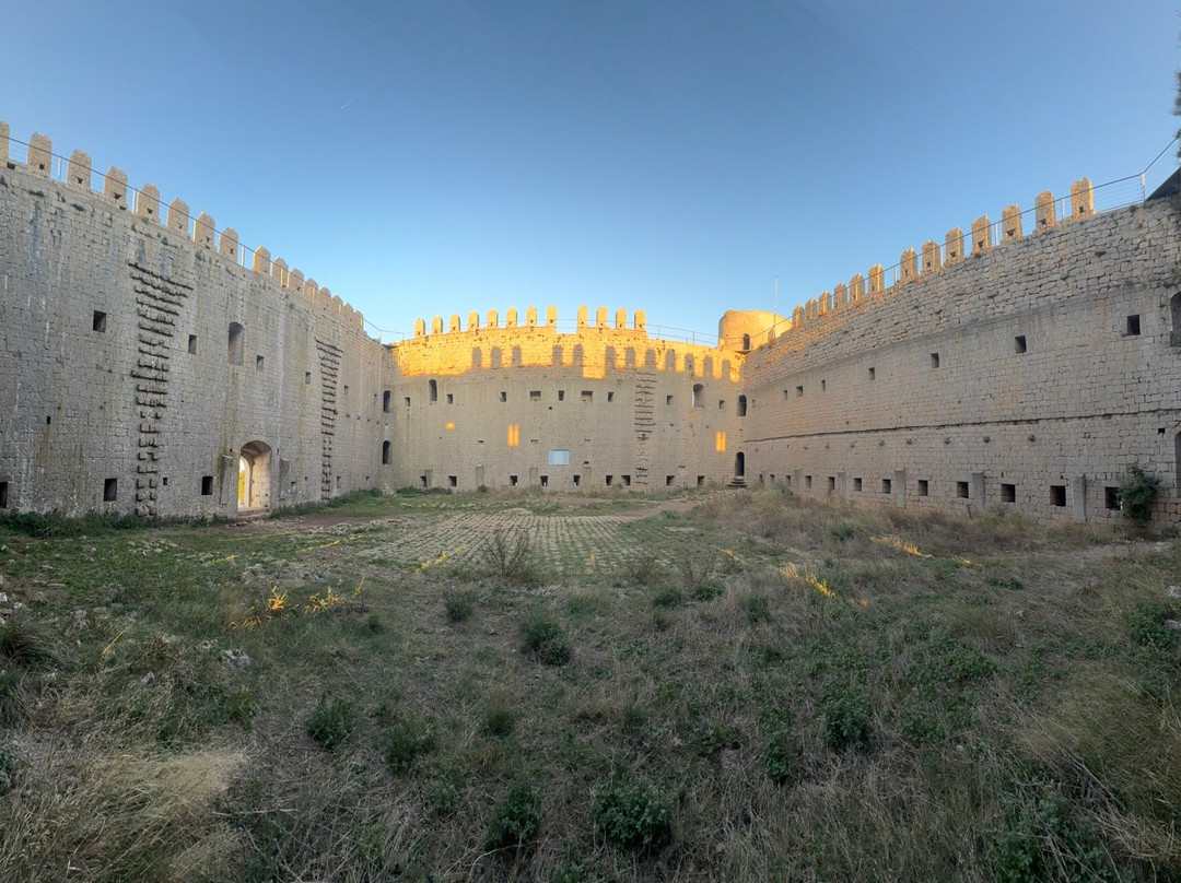 Castle of Montgrí-Torroella de Montgri必去景点