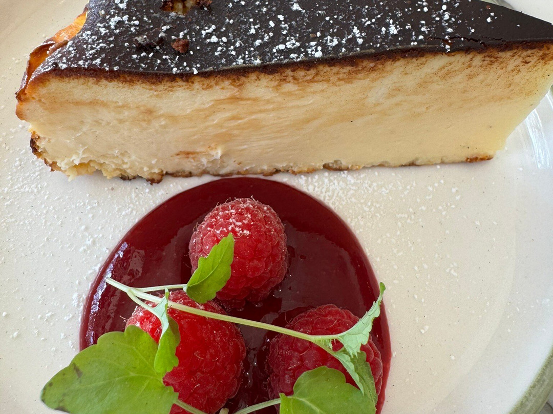 巴伦乔伊酒店主图