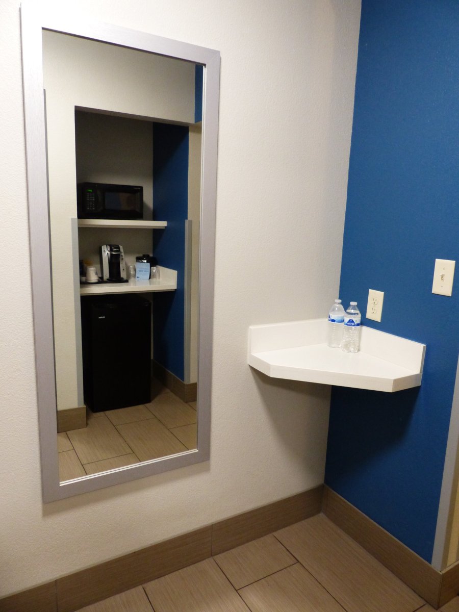 冷水溪智选假日套房酒店-客卧