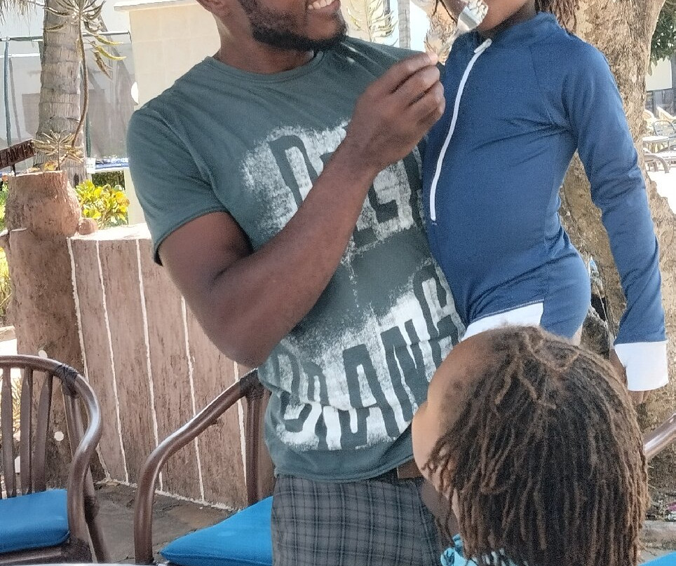 North Coast Beach Hotel主图