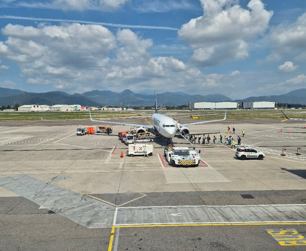 Milan Bergamo Airport-奥廖阿尔塞廖必去景点