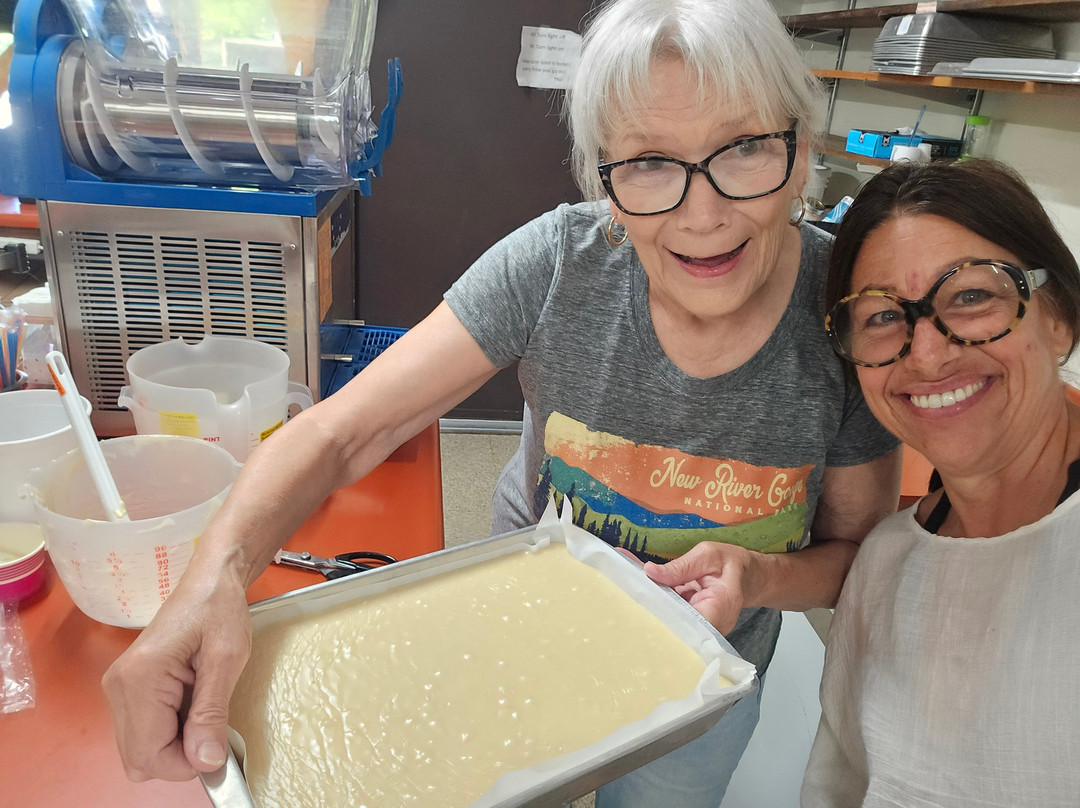 Canyon Rim Gifts-Lansing必去景点