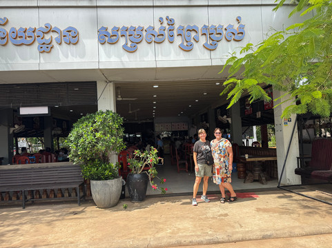 Cambodia Tour Taxi-金边必去景点