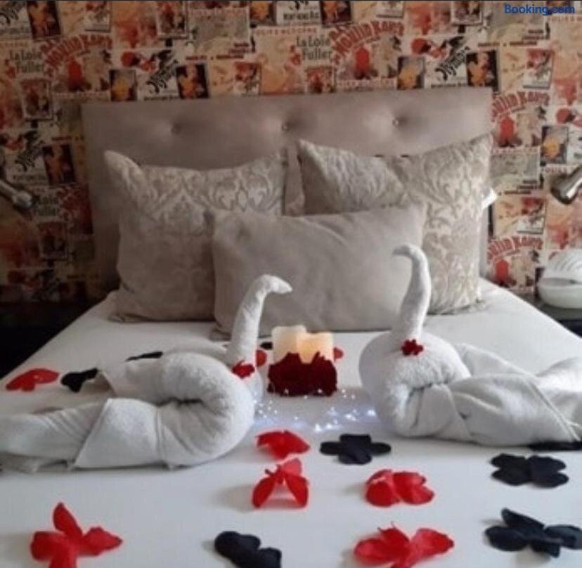 4 Star Hotel