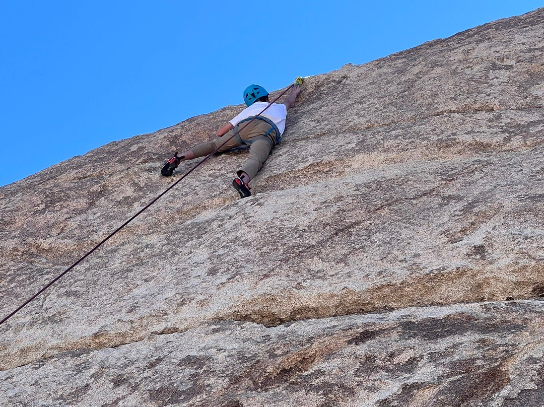 Cliffhanger Guides-约书亚树必去景点