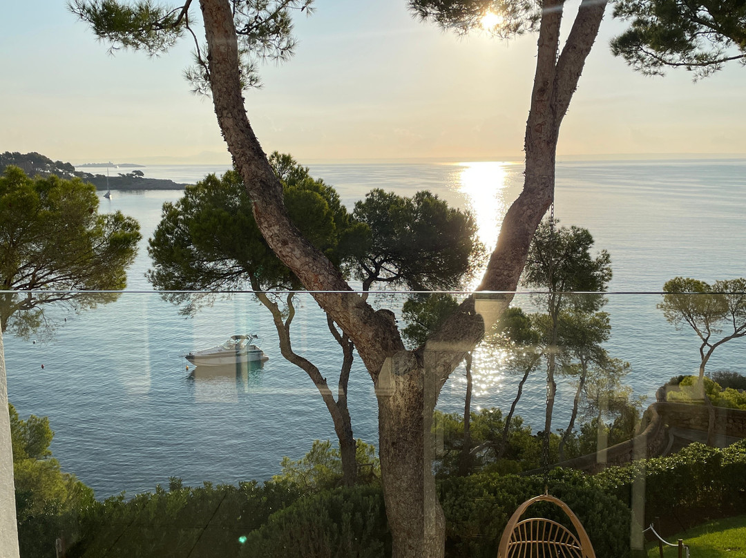 伯恩马尔公寓酒店主图