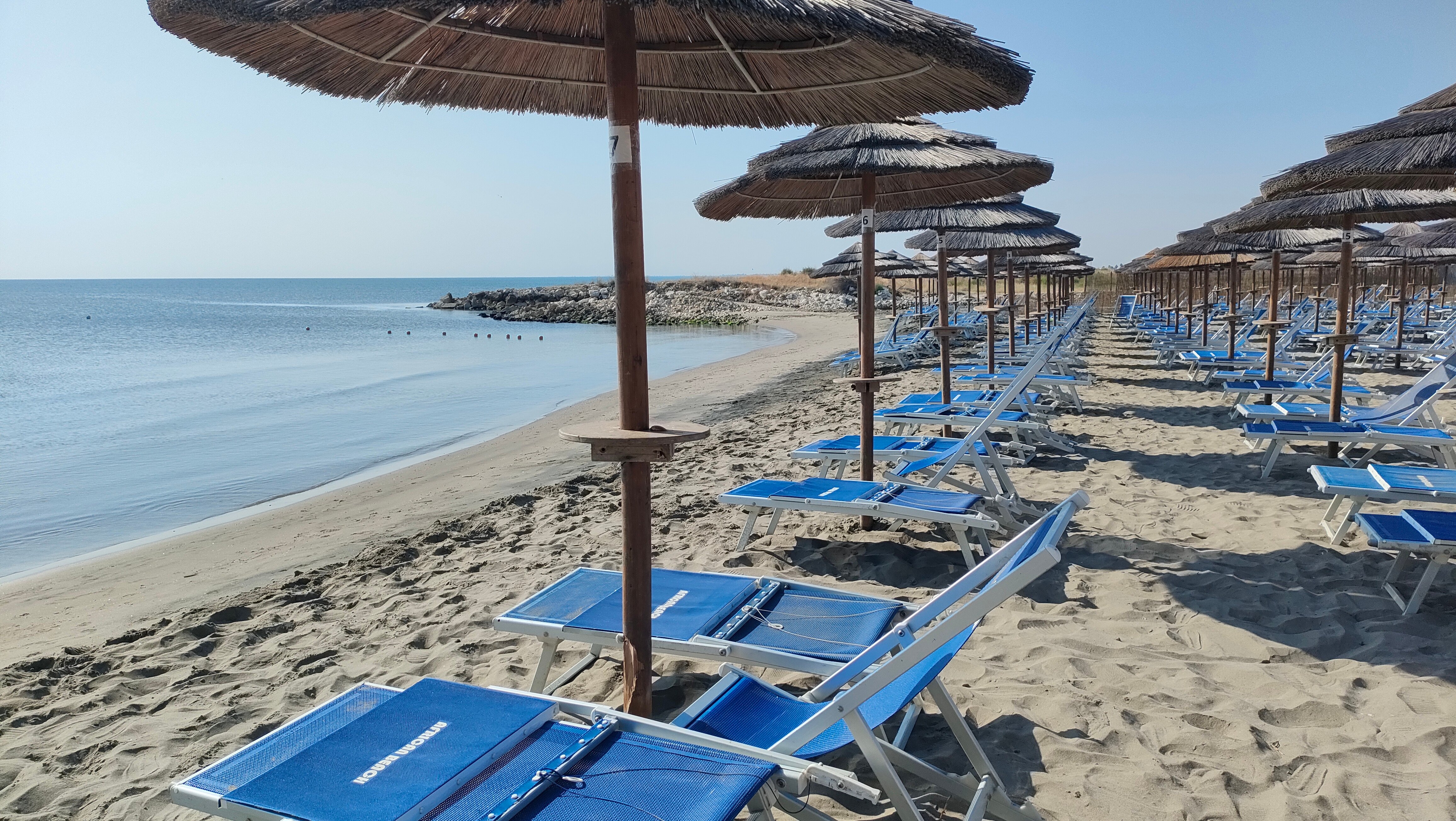 African Beach-官方