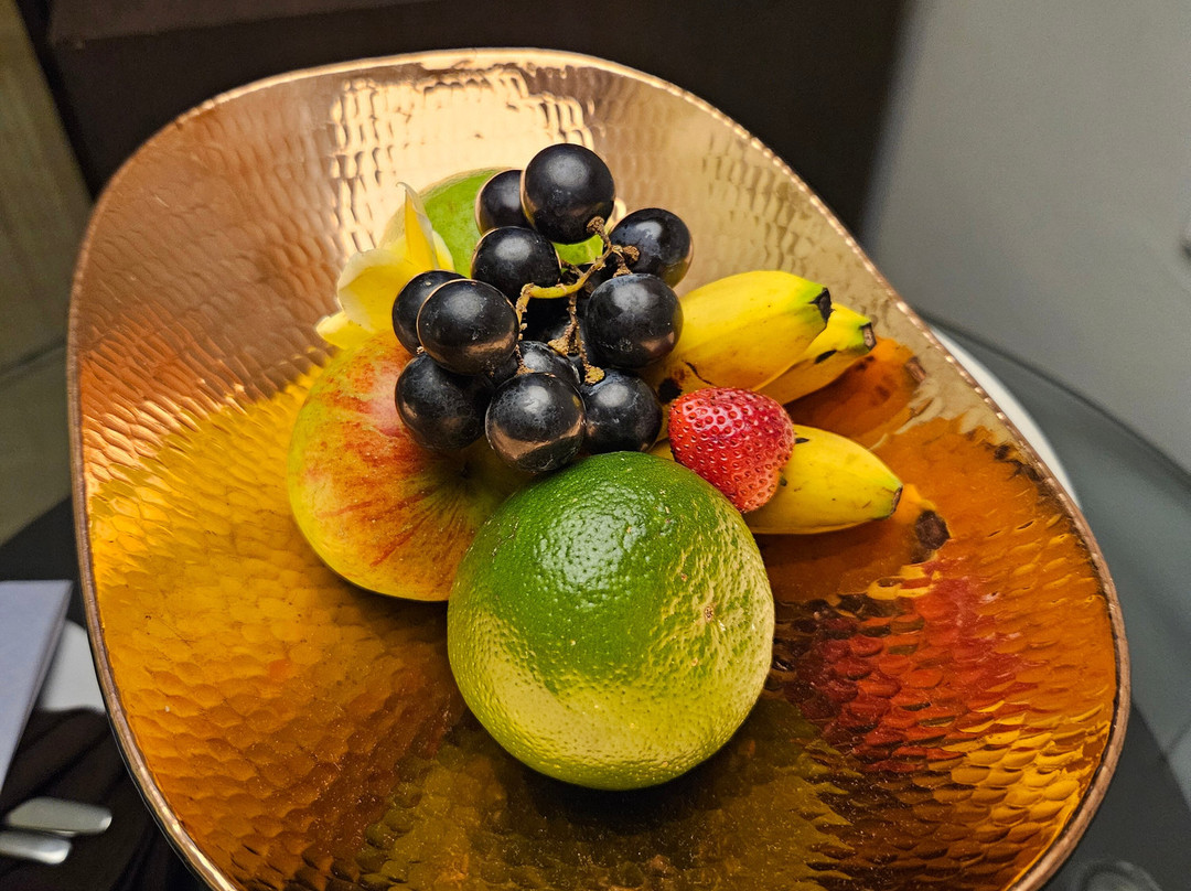 巴厘安瓦亚海滩度假酒店主图