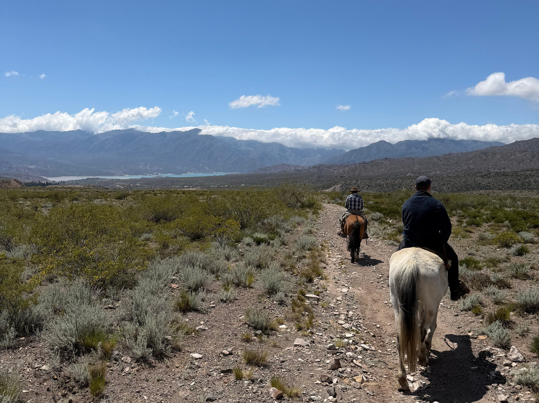 Rincon de los Oscuros-Potrerillos必去景点