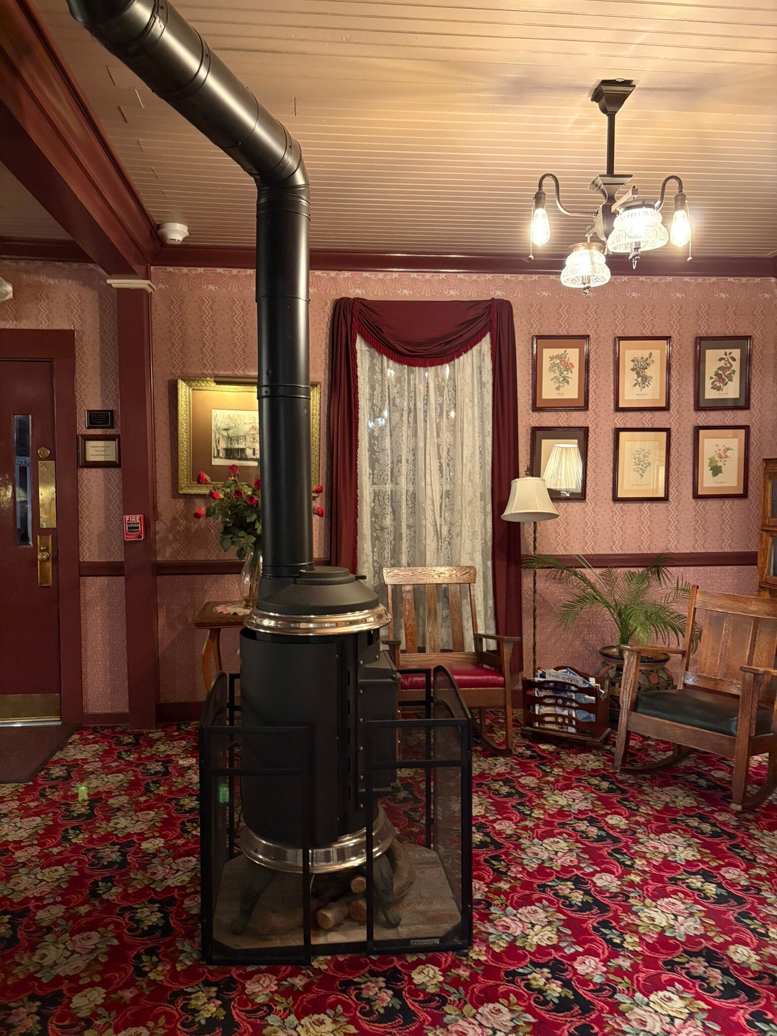 Julian Gold Rush Hotel-官方