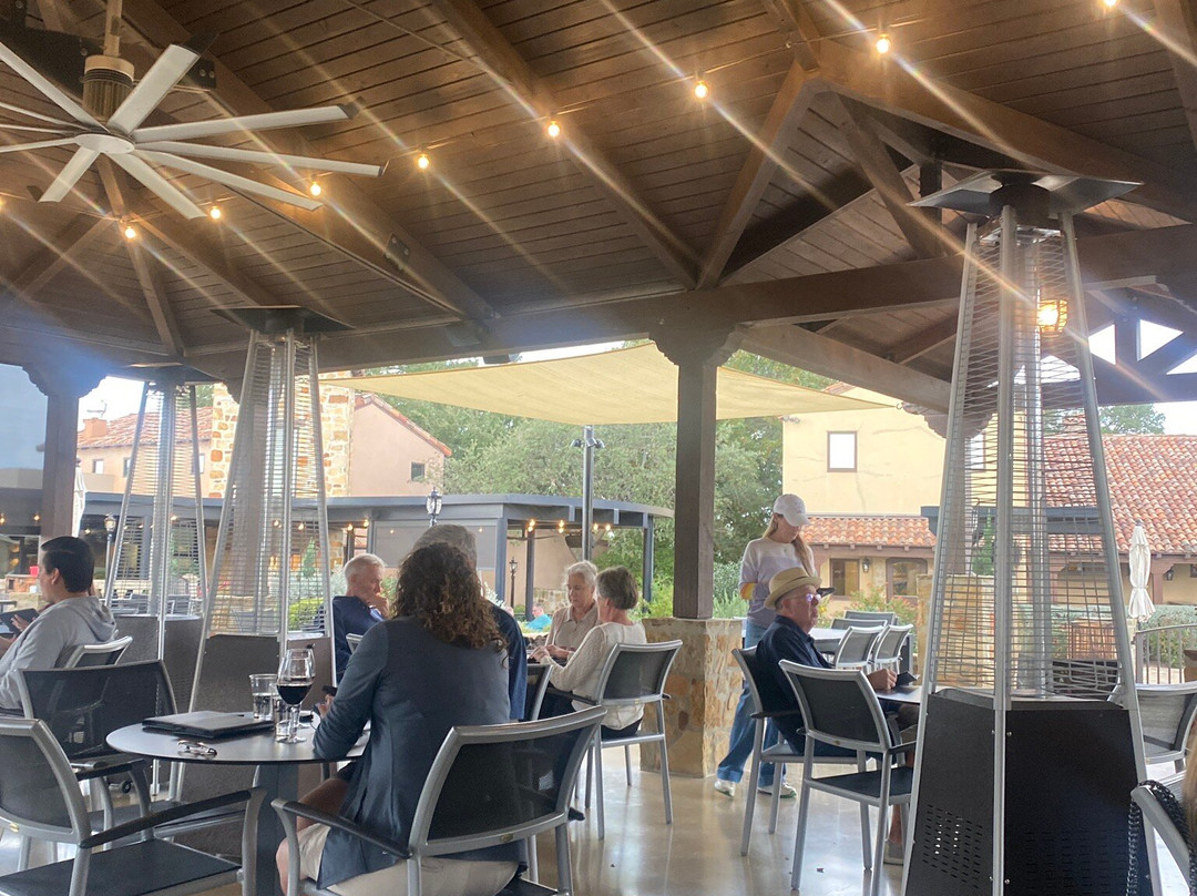 Heath Sparkling Wines Tasting Room-弗雷德里克斯堡必去景点