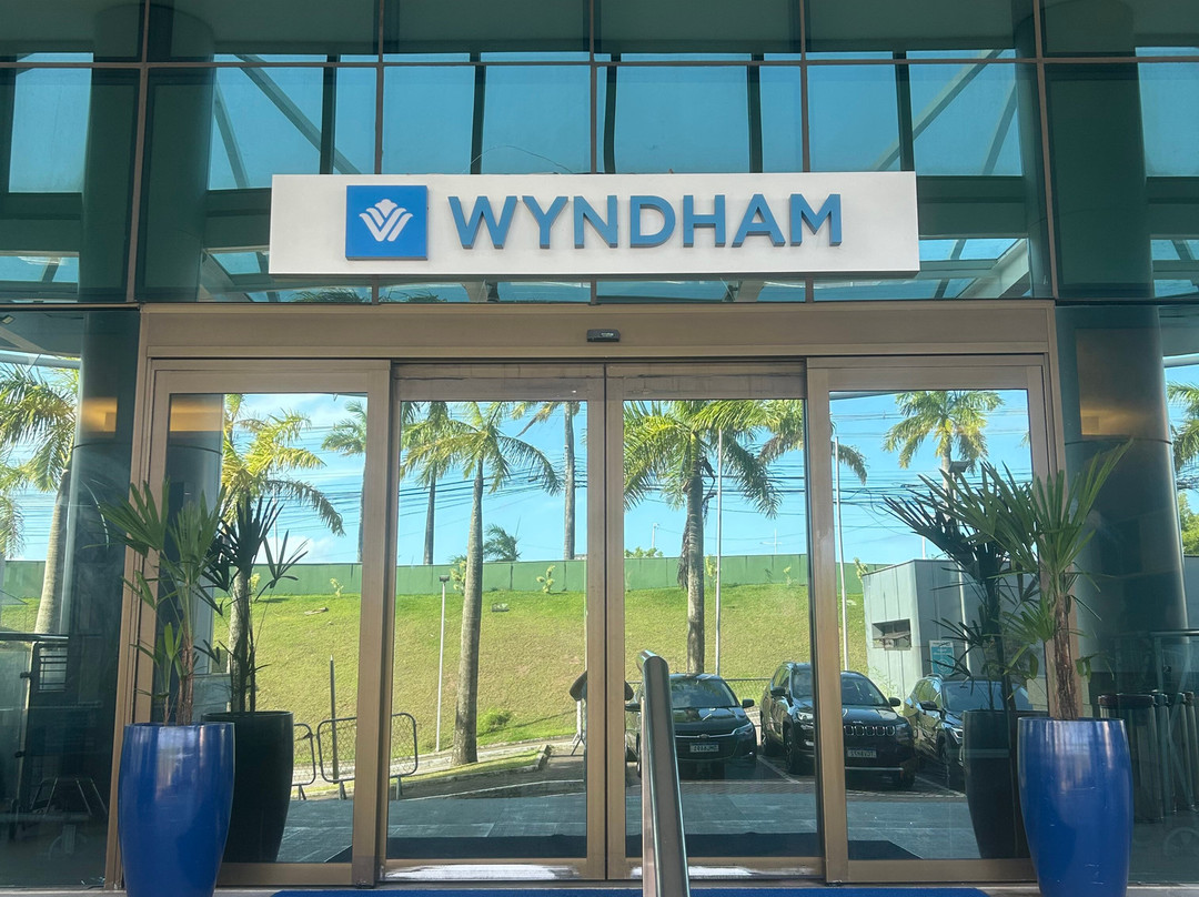 Wyndham Salvador Hangar Aeroporto主图