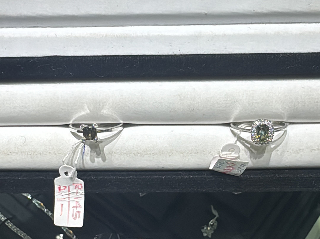 Bluemoon Jewellers-尼甘布必去景点