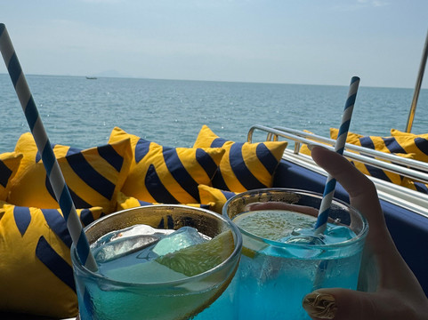 Meka Catamaran-甲米必去景点