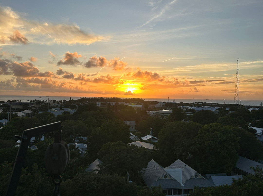 Key West Lighthouse Sunset Experience-基韦斯特必去景点