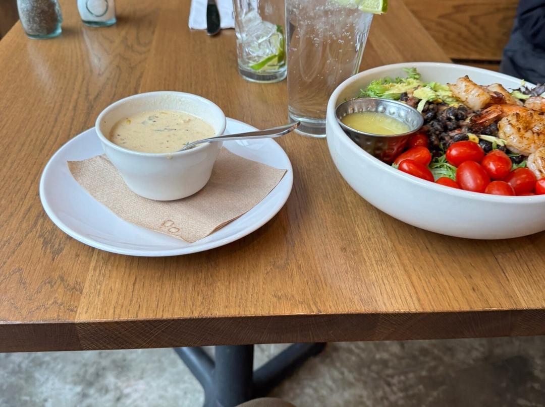 Charlo's Provisions & Eatery