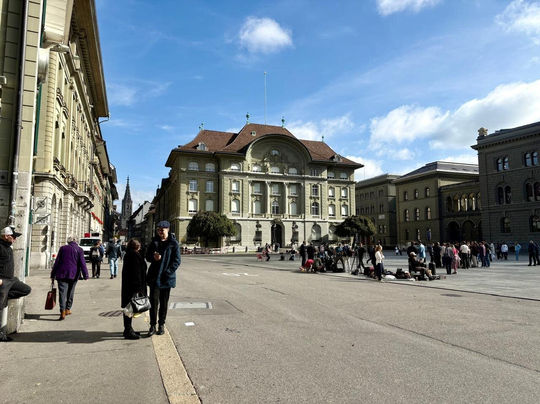 Bundesplatz-伯尔尼必去景点