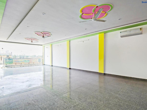 Hotel O Shri Balaji Marriage Lawn And Hotel