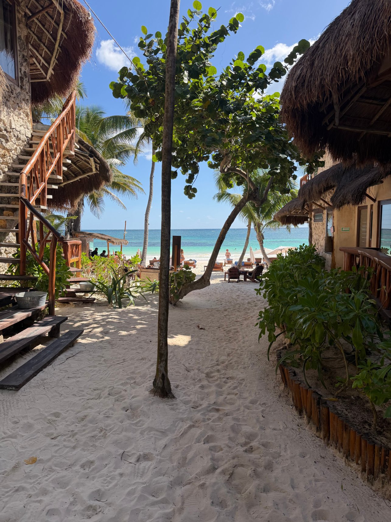 图兰阿赖耶阿华乌酒店-泳池