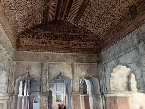 Raja Mahal-欧恰必去景点