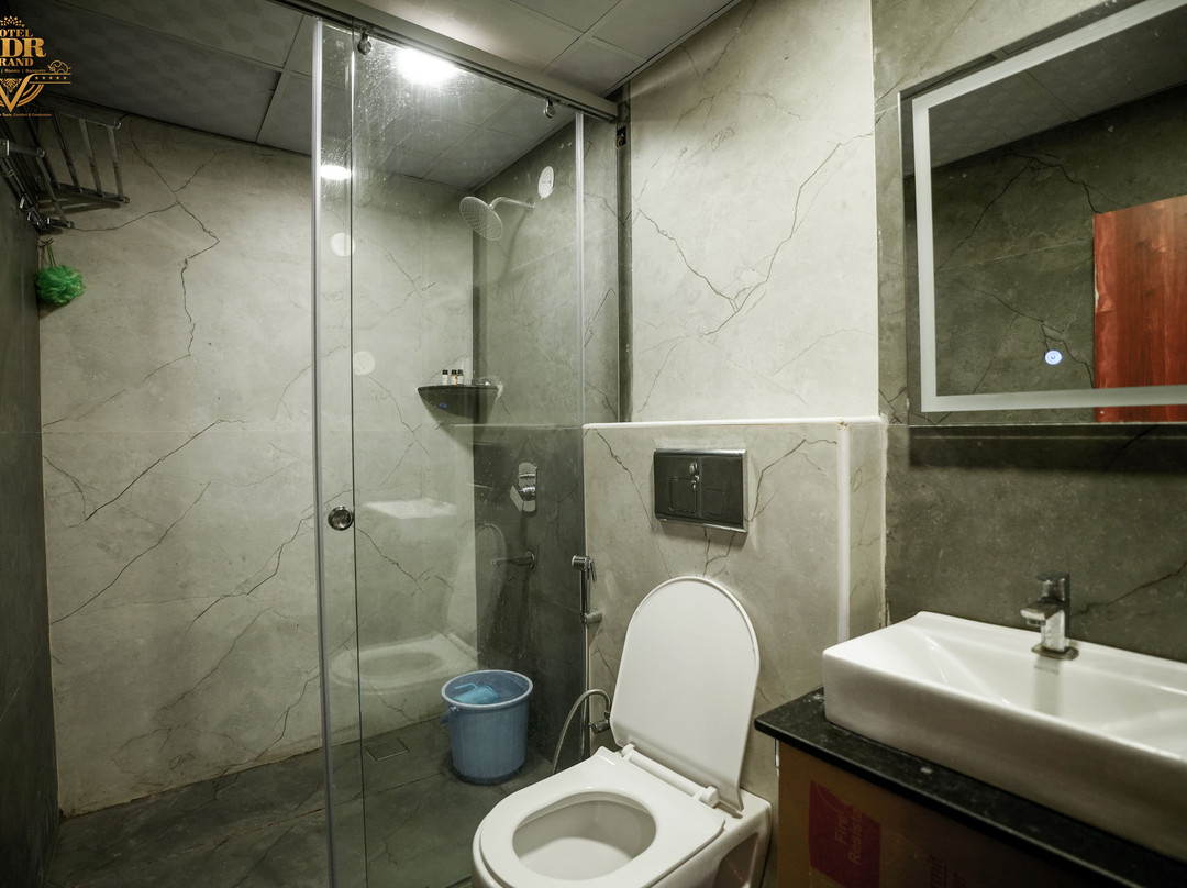 V D R Residency主图