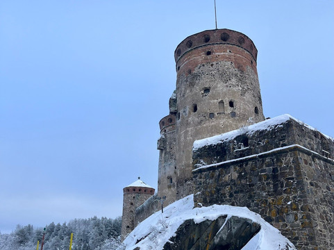 奥拉维城堡-萨翁林纳必去景点