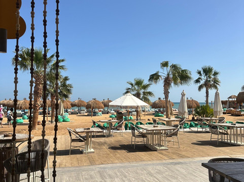 Zouni Beach Club-艾高娜必去景点