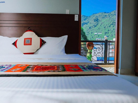 Khach san 88 moc chau