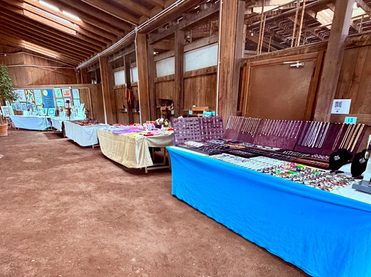 Mercado Agro Artesanal-La Lajita必去景点