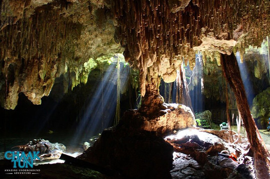 Cavernas Chaaktun-普拉亚德尔卡曼必去景点