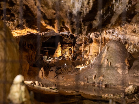 Grottes de Hotton-Hotton必去景点