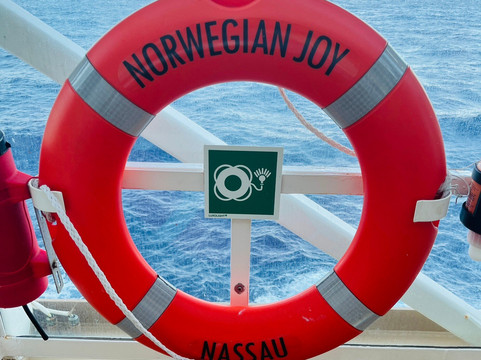 Go Port-卡纳维拉尔港必去景点