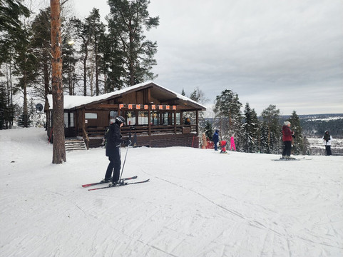 Zolotaya Dolina-Korobitsyno必去景点