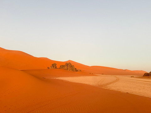 Targi Tours-Djanet必去景点