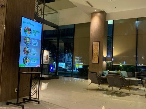 艾耀拉里普斯卡昂酒店主图