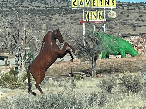 Grand Canyon Caverns-皮奇斯普林斯必去景点