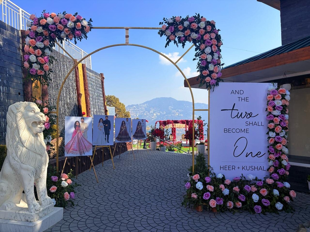 里根塔山顶酒店，西姆拉主图