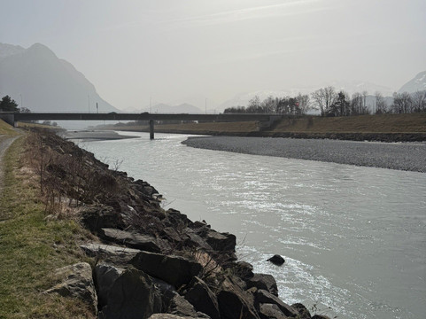 Alte Rheinbrücke Vaduz-Sevelen-瓦杜兹必去景点
