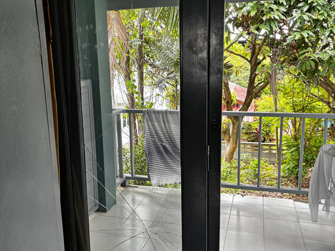 花田度假酒店主图