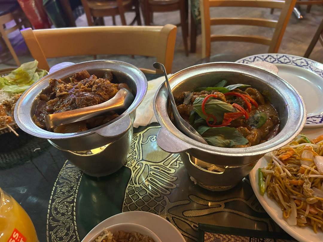 Tuis Thai Restaurant & Cocktail Bar