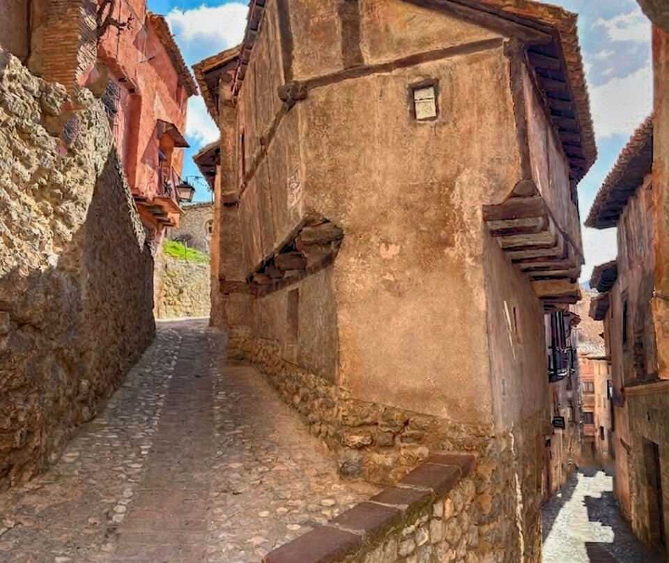 Casa de la Julianeta-阿尔巴拉辛必去景点