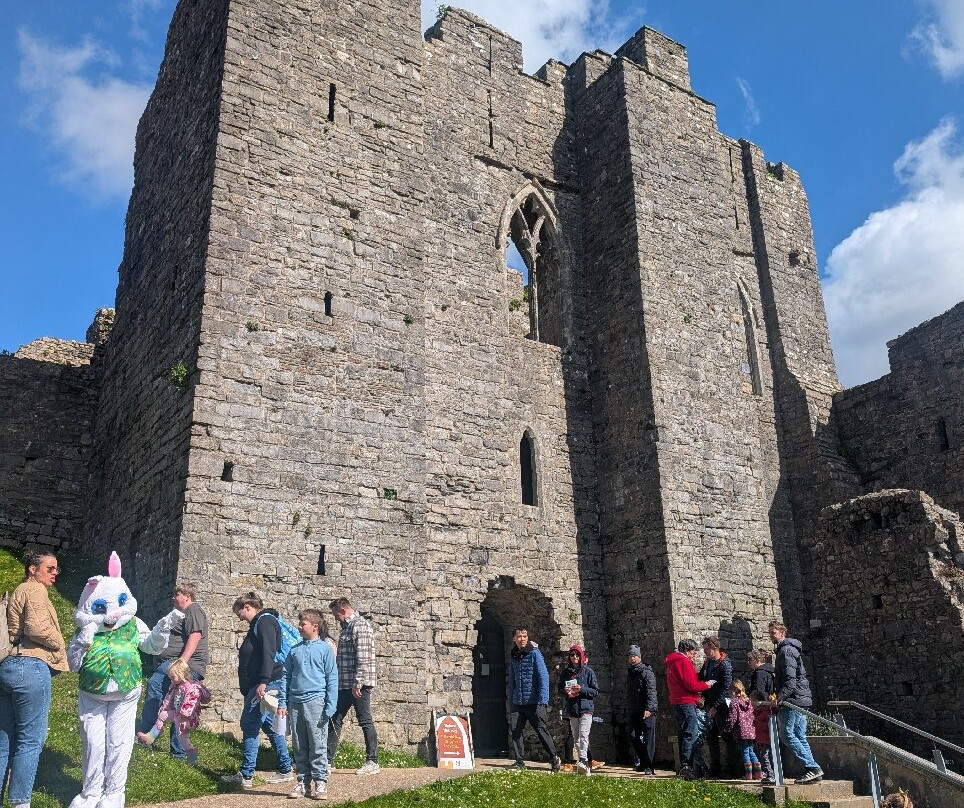 Oystermouth Castle-Mumbles必去景点