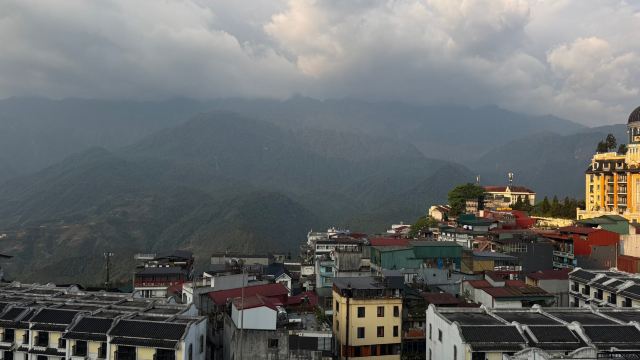 沙坝地平线酒店及空中酒吧-旅行者
