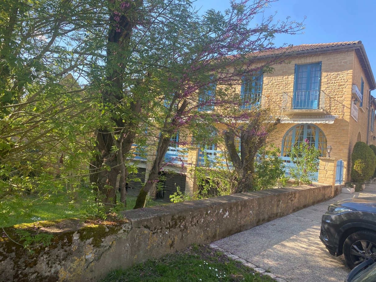 管家酒店-旅行者