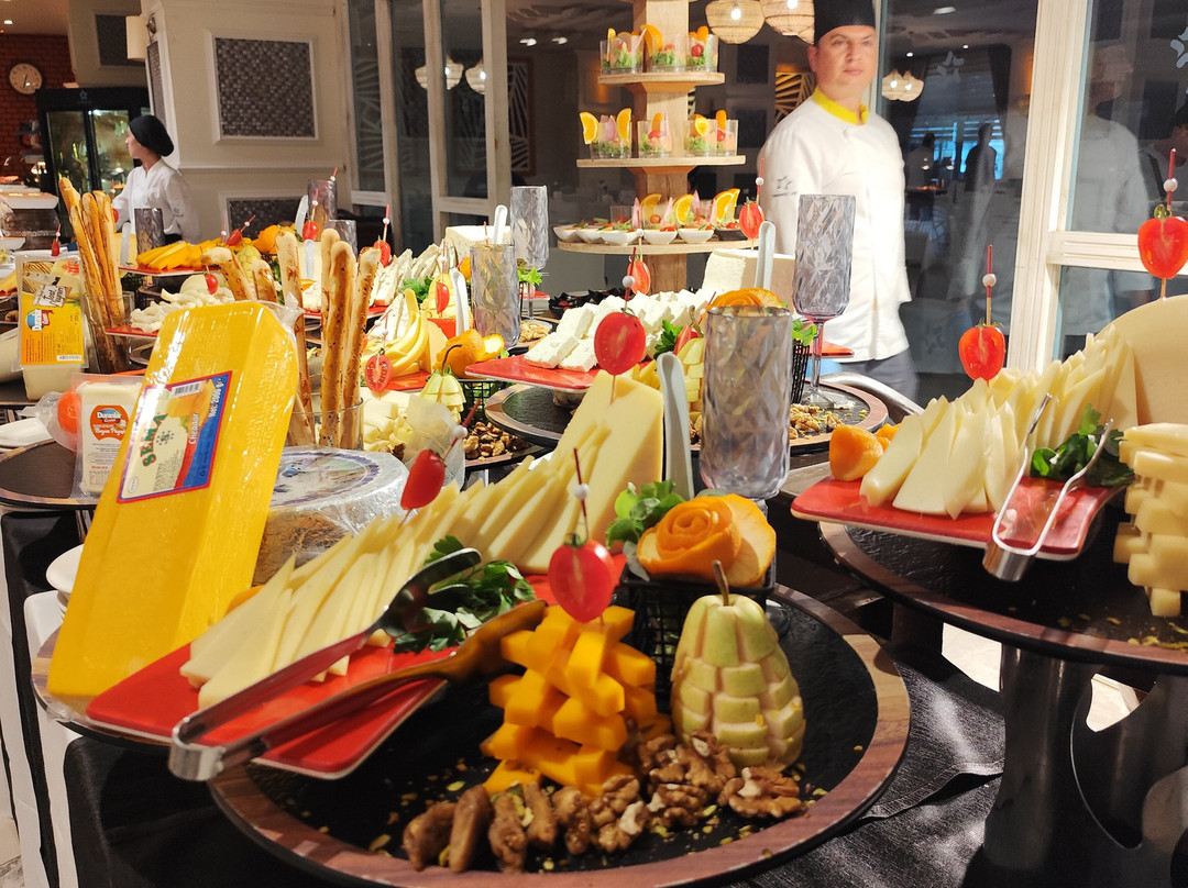 蓝花楹图伊魔法生活酒店-全包式主图