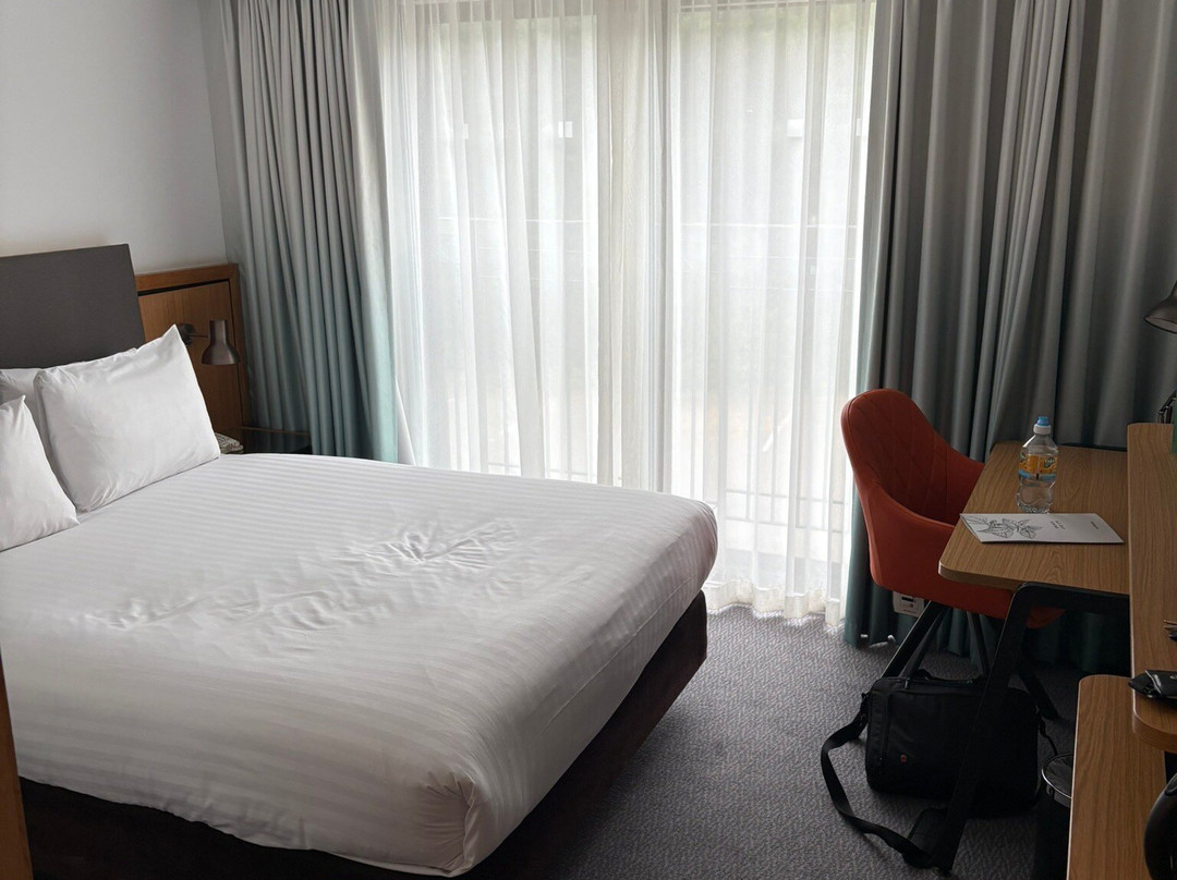 伯明翰布罗姆斯格罗夫假日酒店主图