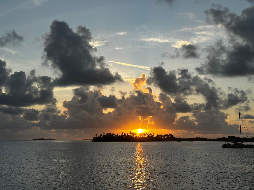 Catamaran Adventures San Blas-埃尔波韦尼尔必去景点