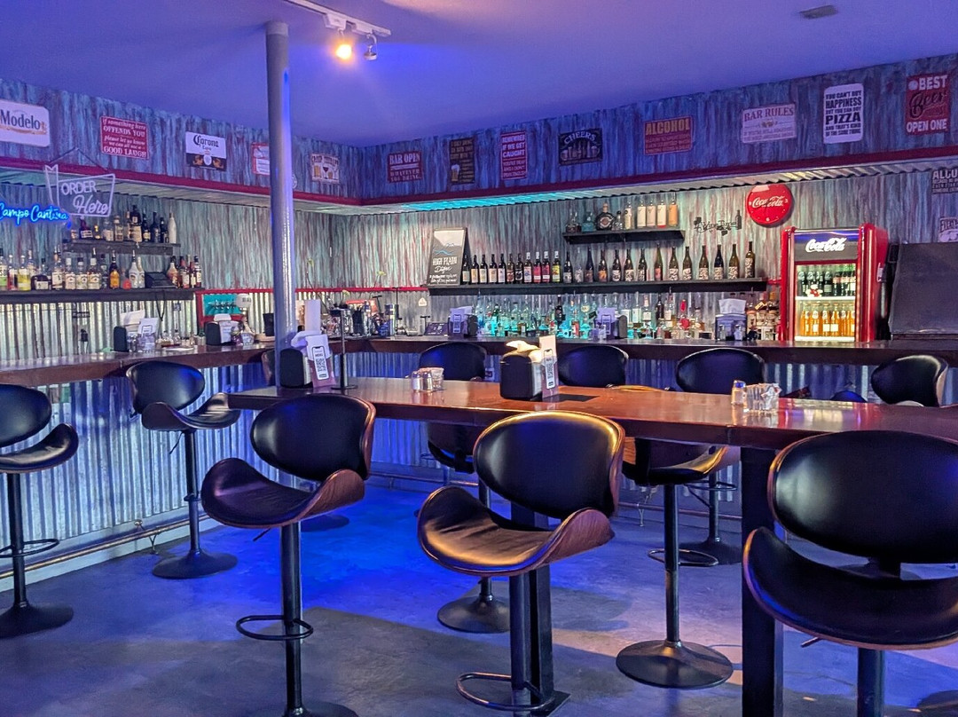 El Campo Cantina