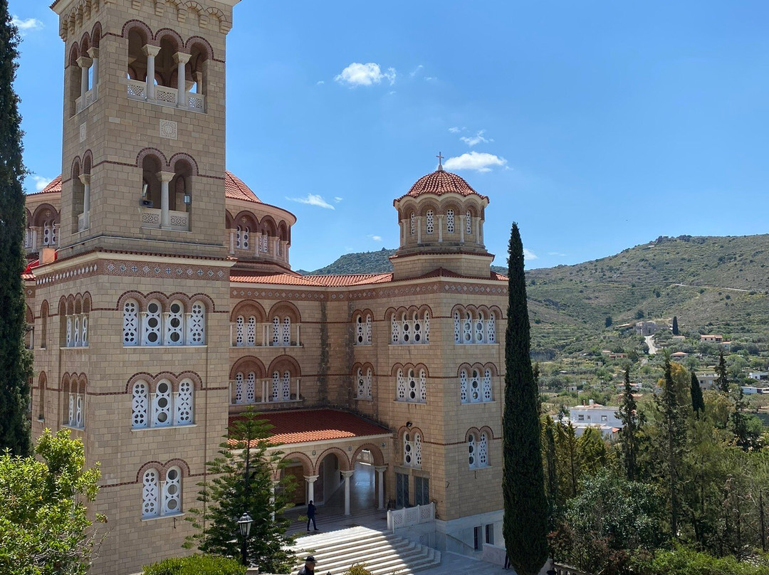 Agios Nektarios Monastery-埃伊纳岛必去景点